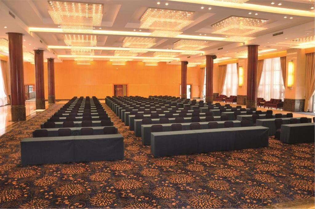 Chongqing Sunshine Continental Grand Hotel Exteriér fotografie